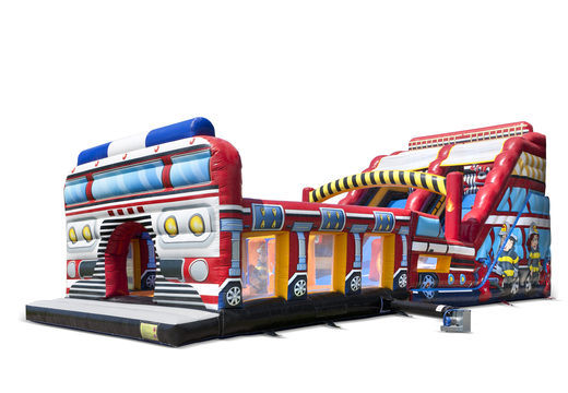 Ordene el tobogán XL de Fire Brigade World con obstáculos 3D para niños. Compre toboganes inflables ahora en línea en JB Hinchables España