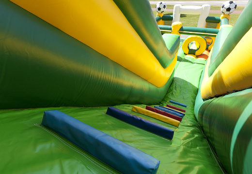 Impresionante tobogán inflable con temática de fútbol con una piscina de chapoteo para niños. Compre toboganes inflables ahora en línea en JB Hinchables España