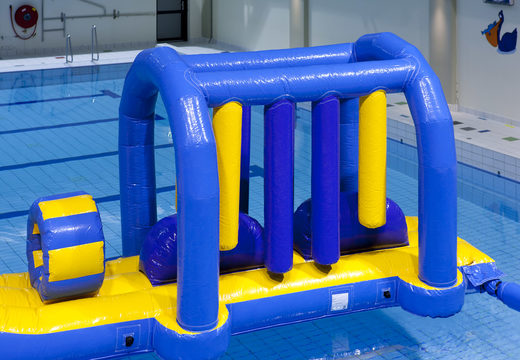 Obtenga una carrera de obstáculos inflable hermética en Swimming Pool Run Sea Horse con objetos divertidos para jóvenes y mayores. Ordene carreras de obstáculos inflables en línea ahora en JB Hinchables España