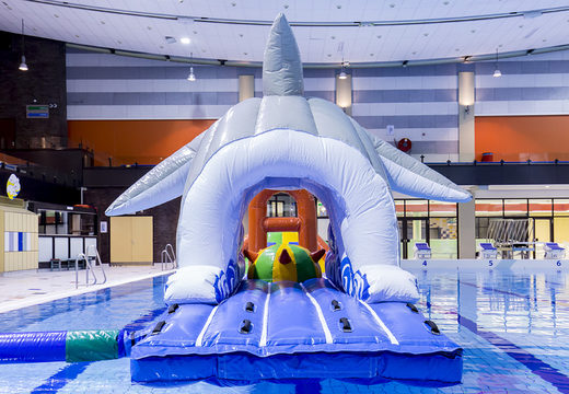 Tobogán hinchable con temática de delfines para grandes y pequeños. Compra juegos de piscina hinchables ahora online en JB Hinchables España