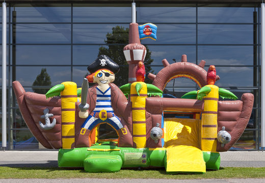 Pequeño castillo hinchable multijugador con temática de barco pirata para niños. Ordene castillos hinchables en línea en JB Hinchables España