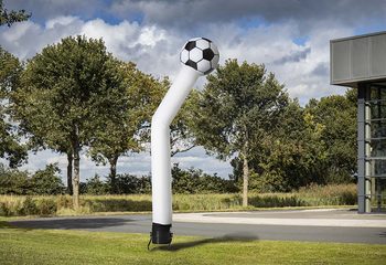 Koop nu online de skydancers met 3d bal van 6m hoog in wit bij JB Inflatables Nederland. Bestel deze skydancer direct vanuit onze voorraad