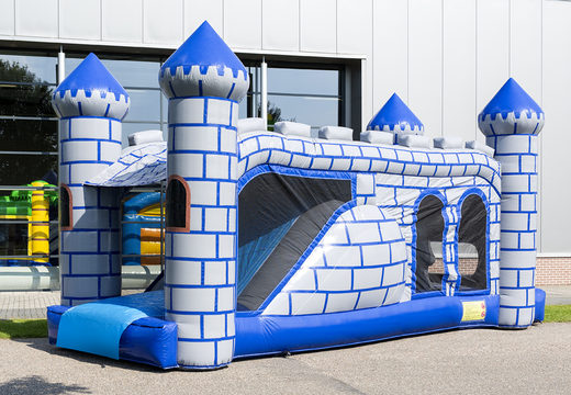 Ordene una pista americana de castillo inflable de 8 metros de largo para niños. Compre pistas americanas inflables en línea ahora en JB Hinchables España