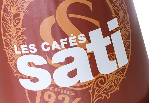 Encargue los anuncios hinchables Sati Coffee Cups. Compre sus 3D hinchables en línea en JB Hinchables España