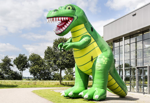 Ordene un dinosaurio inflable de 6 metros de altura para niños. Compre castillos hinchables ahora en línea en JB Hinchables España