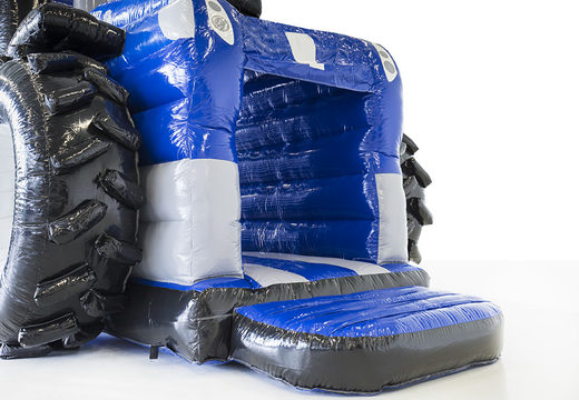 Compre hamacas inflables personalizadas para tractores New Holland en línea en JB Hinchables España. Ordene ahora un diseño gratuito para castillo inflables de rebote con su propia identidad corporativa