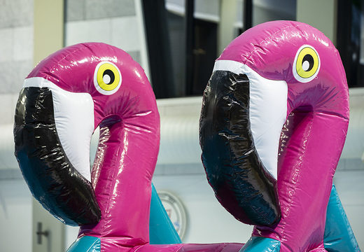 Compre una genial carrera de obstáculos inflable Flamingo Run para niños. Ordene atracciones acuáticas inflables ahora en línea en JB Hinchables España