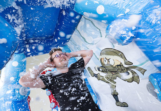 Ordene el juego inflable IPS Ninja Snow en JB Inflatables
