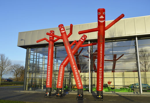 Bailarines de aire medio de Gelderland de la Brigada de Bomberos en color rojo de señal, hecha a medida en JB Hinchables España; especialista en artículos publicitarios inflables como tubos inflables