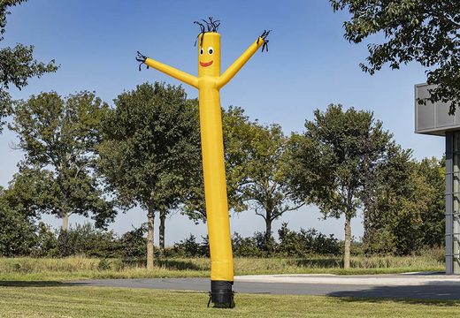 Skydancers inflables de 6 u 8 metros en amarillo a la venta en JB Hinchables España. Ordene en línea airdancers en colores y dimensiones estándar