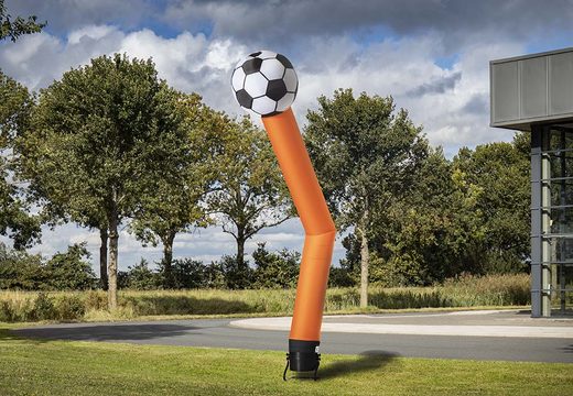 Compre el skytube con bola 3d de 6m de altura en color naranja online en JB Hinchables España. Ordene tubos inflables estándar para cada evento