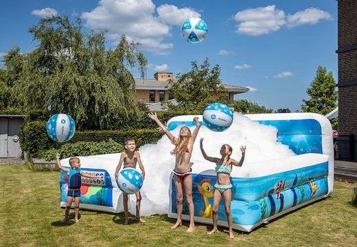 Bubble Park con un tema de seaworld para niños. Compre castillos hinchables inflables en línea en JB Hinchables España