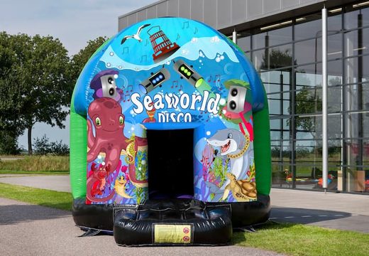Se vende una discoteca castillo hinchable multitematica  de 4,5metros en tema Seaworld para niños. Los castillos hinchables de rebote se pueden pedir en JB Hinchables España