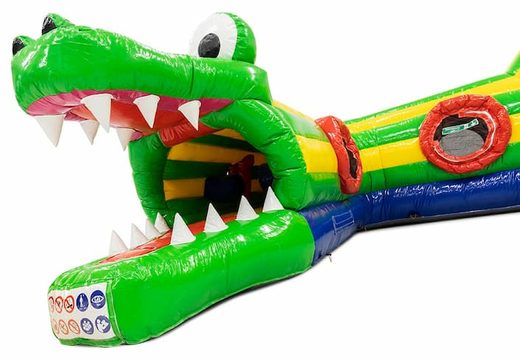 Comprar Playfun castillo hinchable con túnel de arrastre en tema cocodrilo para niños. Ordene castillos hinchables en línea en JB Hinchables España