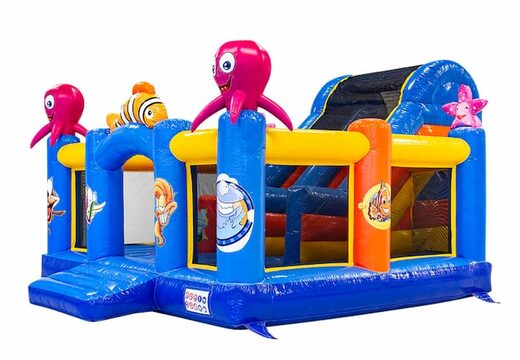Compre gran castillo inflable abierto multijugador con slidebox con tobogán en el tema seaworld para niños. Ordene castillos inflables en línea en JB Hinchables España