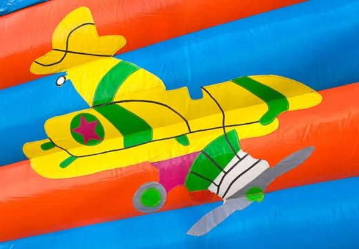 Compre una castillo hinchable estándar en colores llamativos con un gran objeto 3D en forma de avión en la parte superior para los niños. Ordene las castillo hinchable en línea en JB Hinchables España