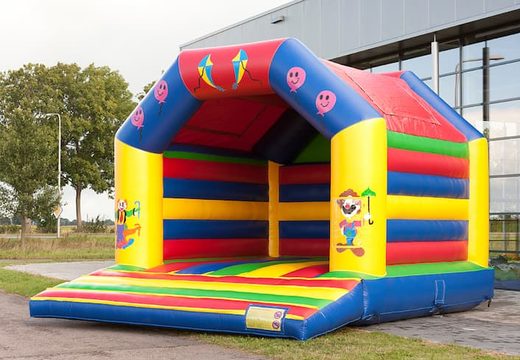 Compra un grande castillo inflable  con un tema circo  para niños. Compra castillos  inflable en línea en JB Hinchables España