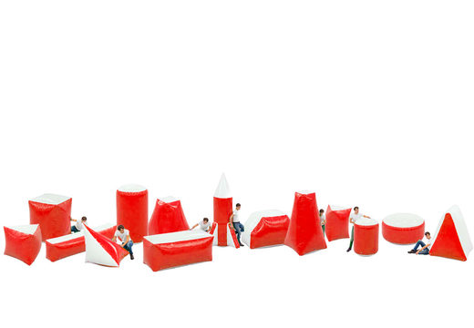 Set de obstáculos de batalla de 14 piezas hinchables en color rojo para grandes y pequeños. Ordene juegos de obstáculos de batalla inflables ahora en línea en JB Hinchables España