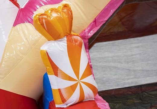 Gorila inflable con temática de caramelos con tobogán con caramelos 3d a la venta para niños