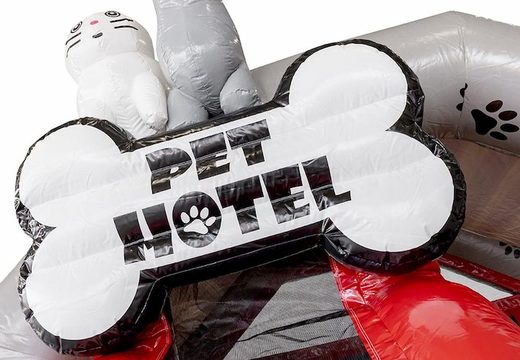 Compre combo de tobogán inflable inflable con tobogán en tema de hotel de animales para niños