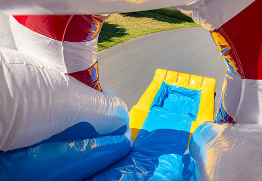 Cojín de aire inflable con sección de salto y tobogán temático de pato de goma a la venta para niños