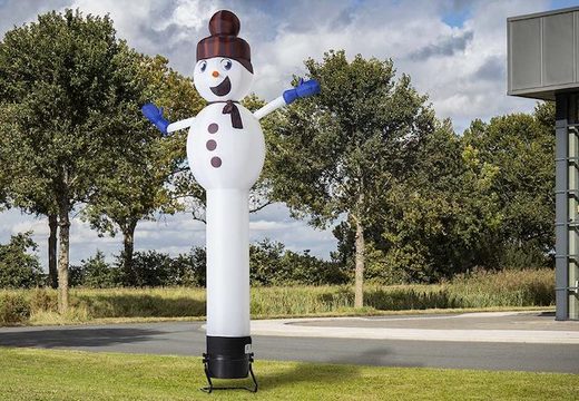 Compre el muñeco de nieve inflable skytubes de 6m de altura ahora en línea en JB Hinchables España. Ordene skytubes inflables estándar para cada evento