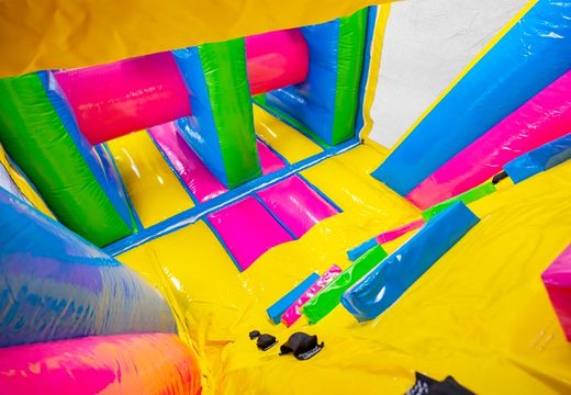 Ordene 13 metros Pista americana inflable en Colores Felices para niños. Compre pistas americanas inflables ahora en línea en JB Hinchables España