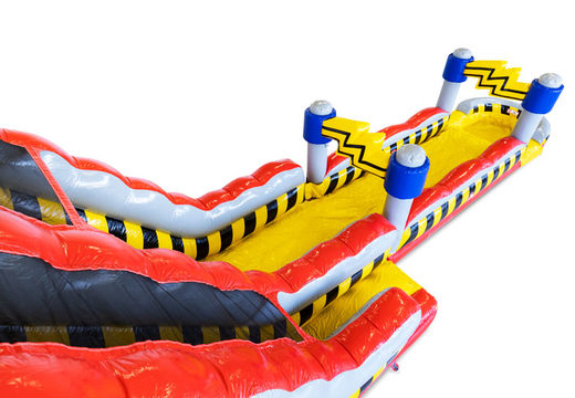 Cojín de aire con tobogán de agua en rojo, amarillo y negro a la venta en JB Inflatables
